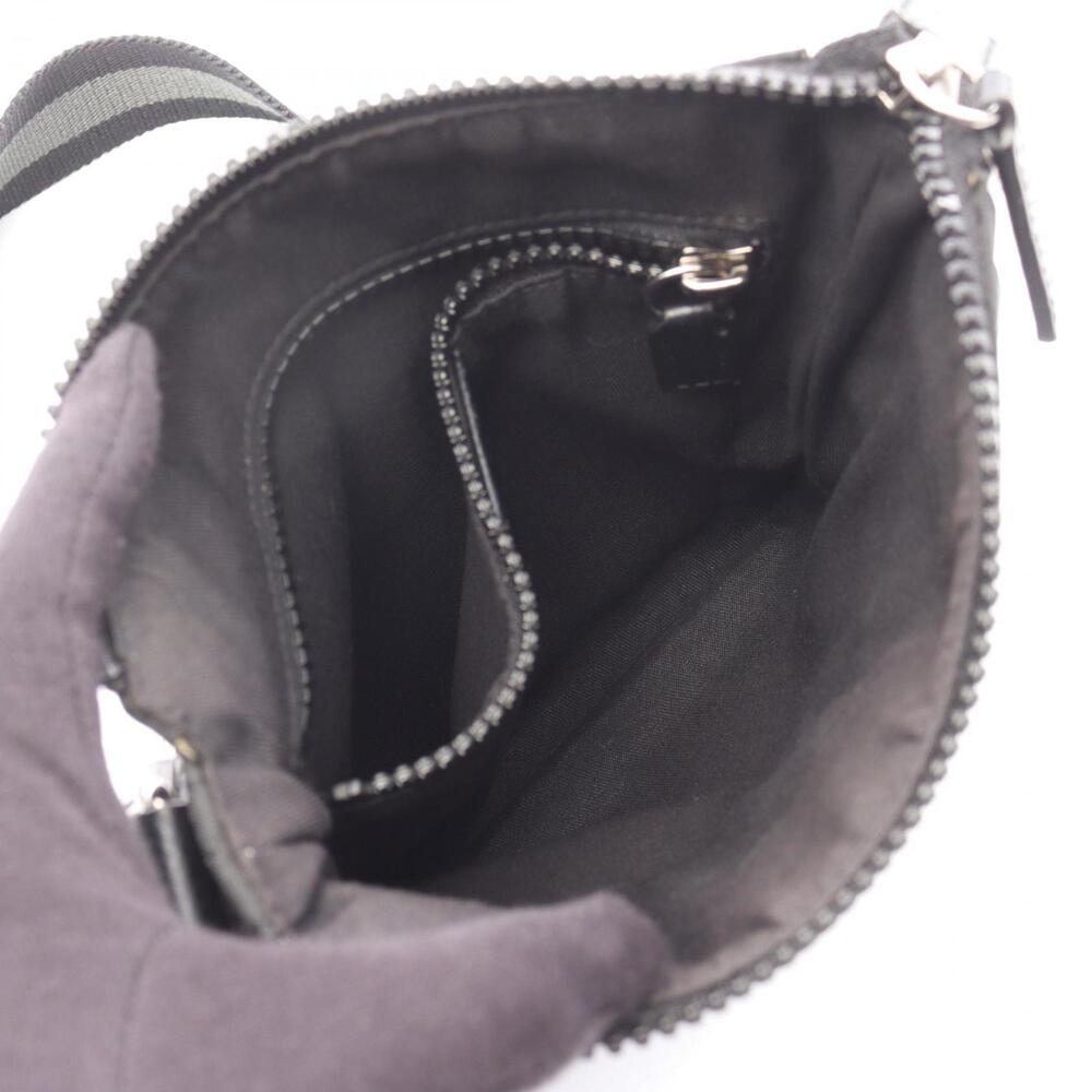 GUCCI Authentic Black Leather Shoulder Bag - Picture 3 of 7